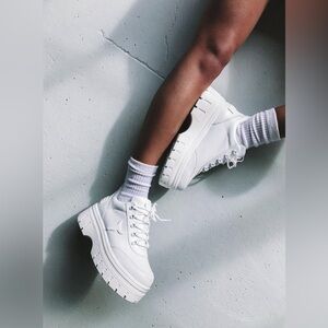 WINDSOR SMITH LUX Platform SNEAKERS WHITE sz8